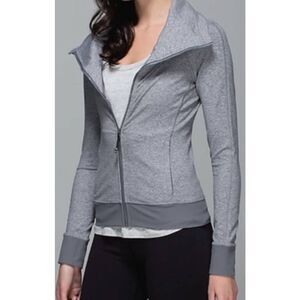 LULULEMON ATHLETICA Be Present Jacket Size 6